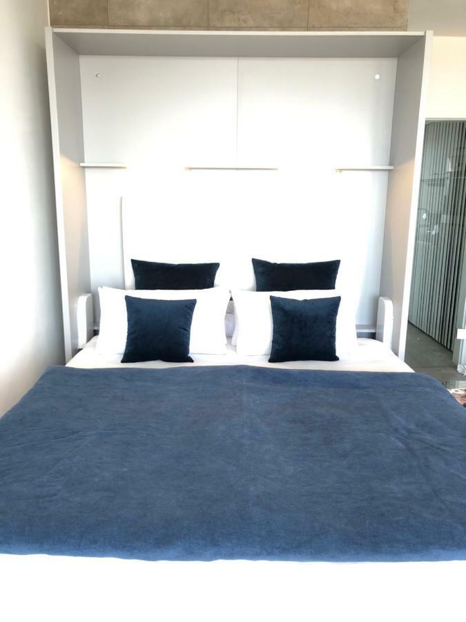 Blue Apartment *